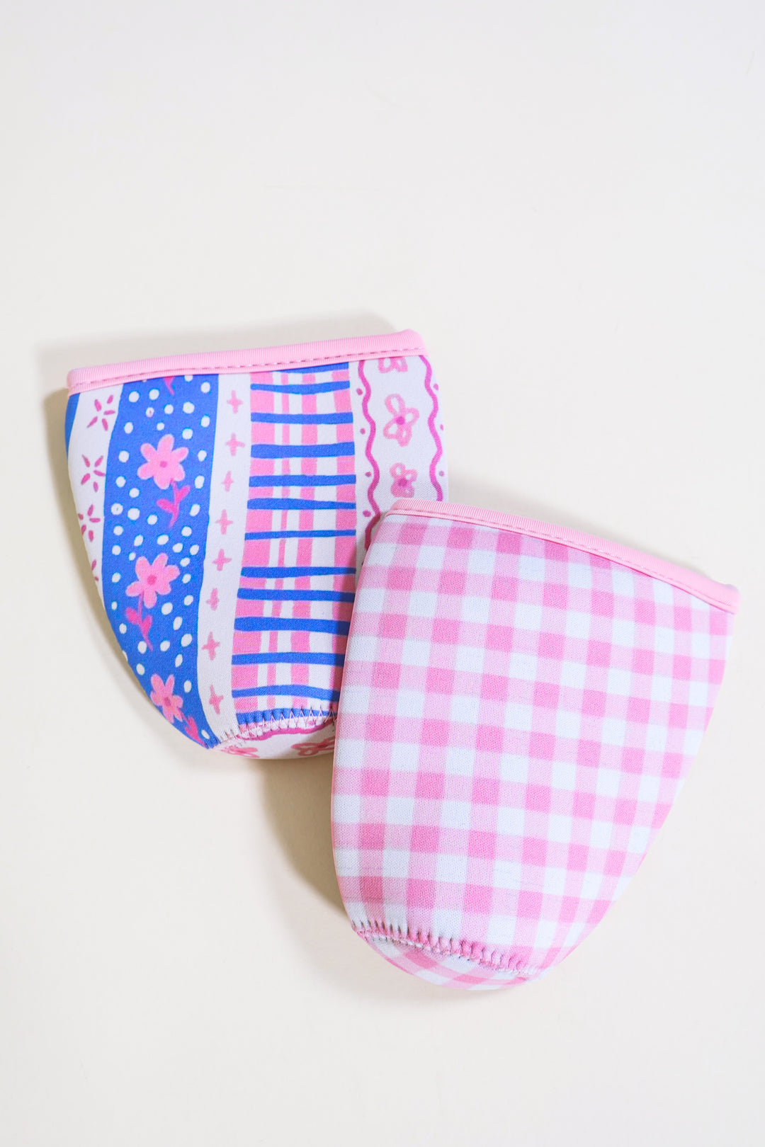 Iced Coffee Medium Drink Sleeve - Pink Plaid