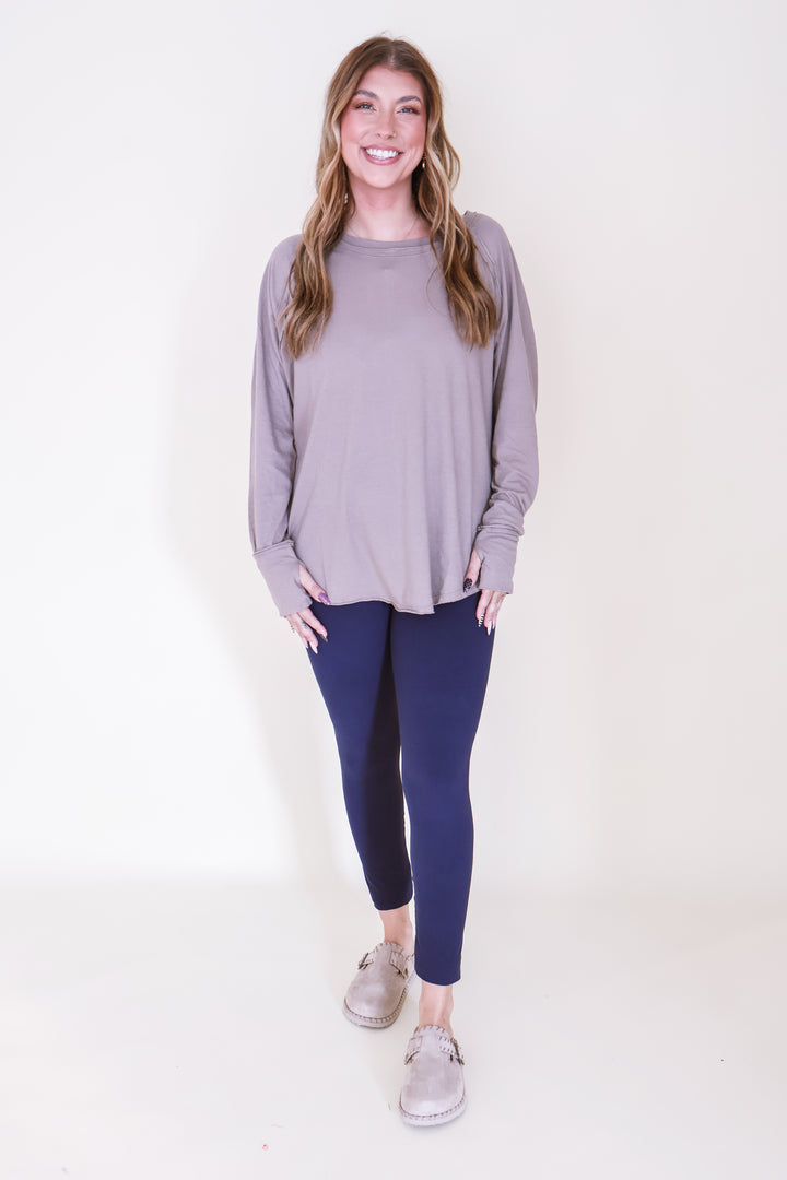 Cotton Raglan Sleeve Thumbhole Top - Cocoa