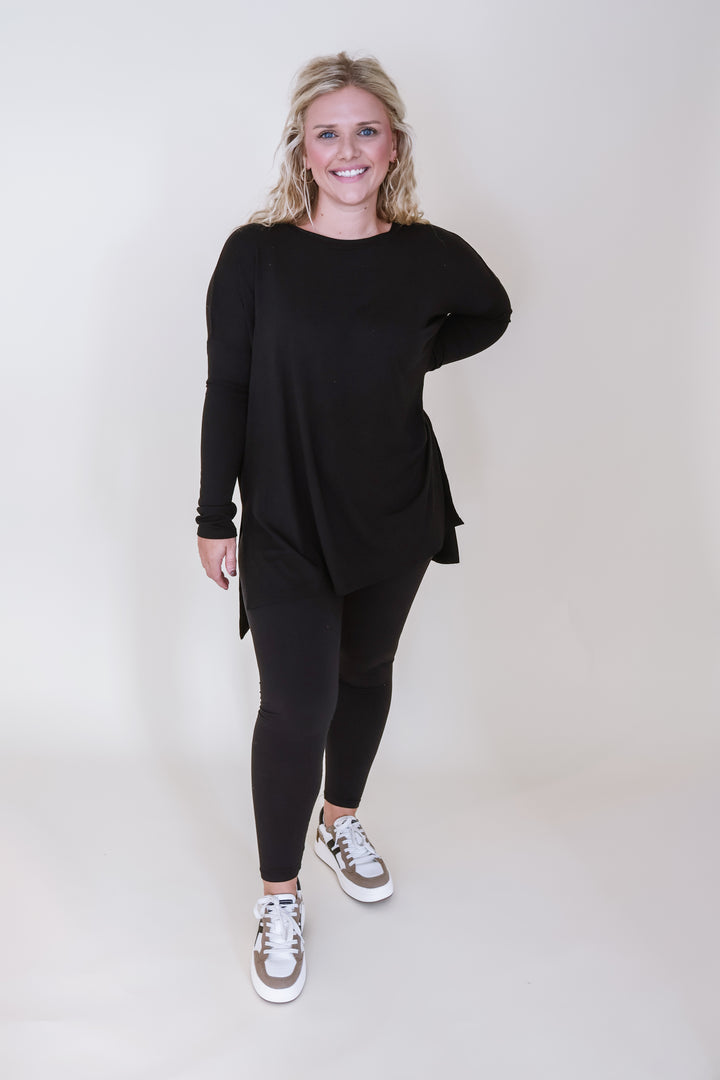 Baille Basic Oversized Tee - Black