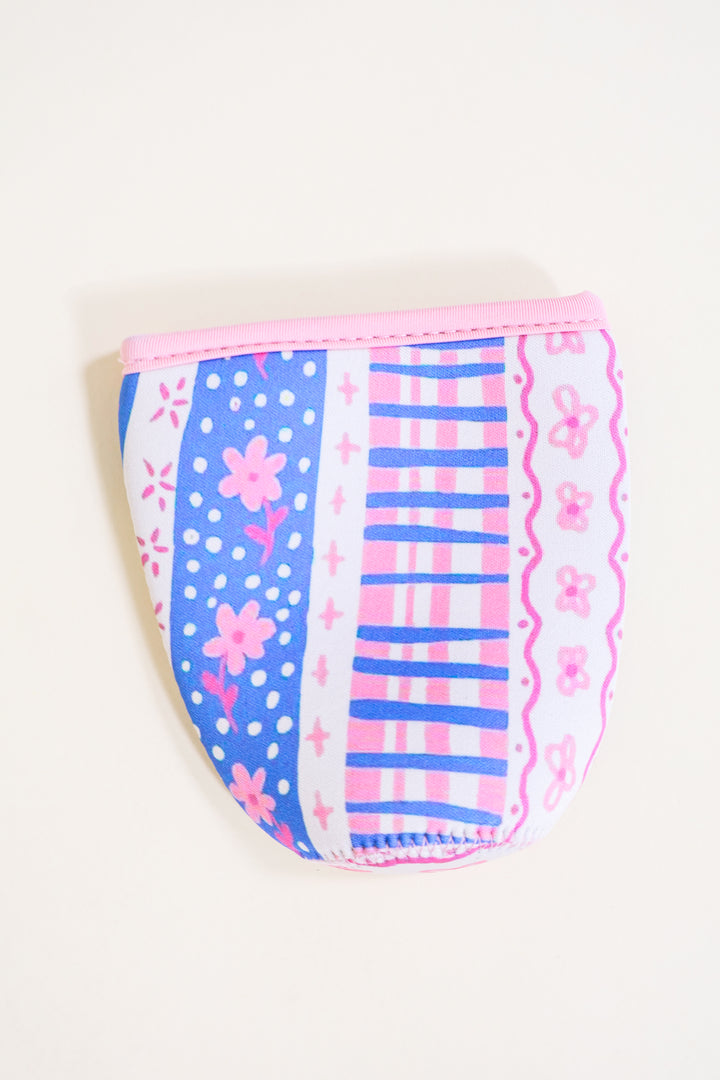 Iced Coffee Medium Drink Sleeve - Pink Aztec