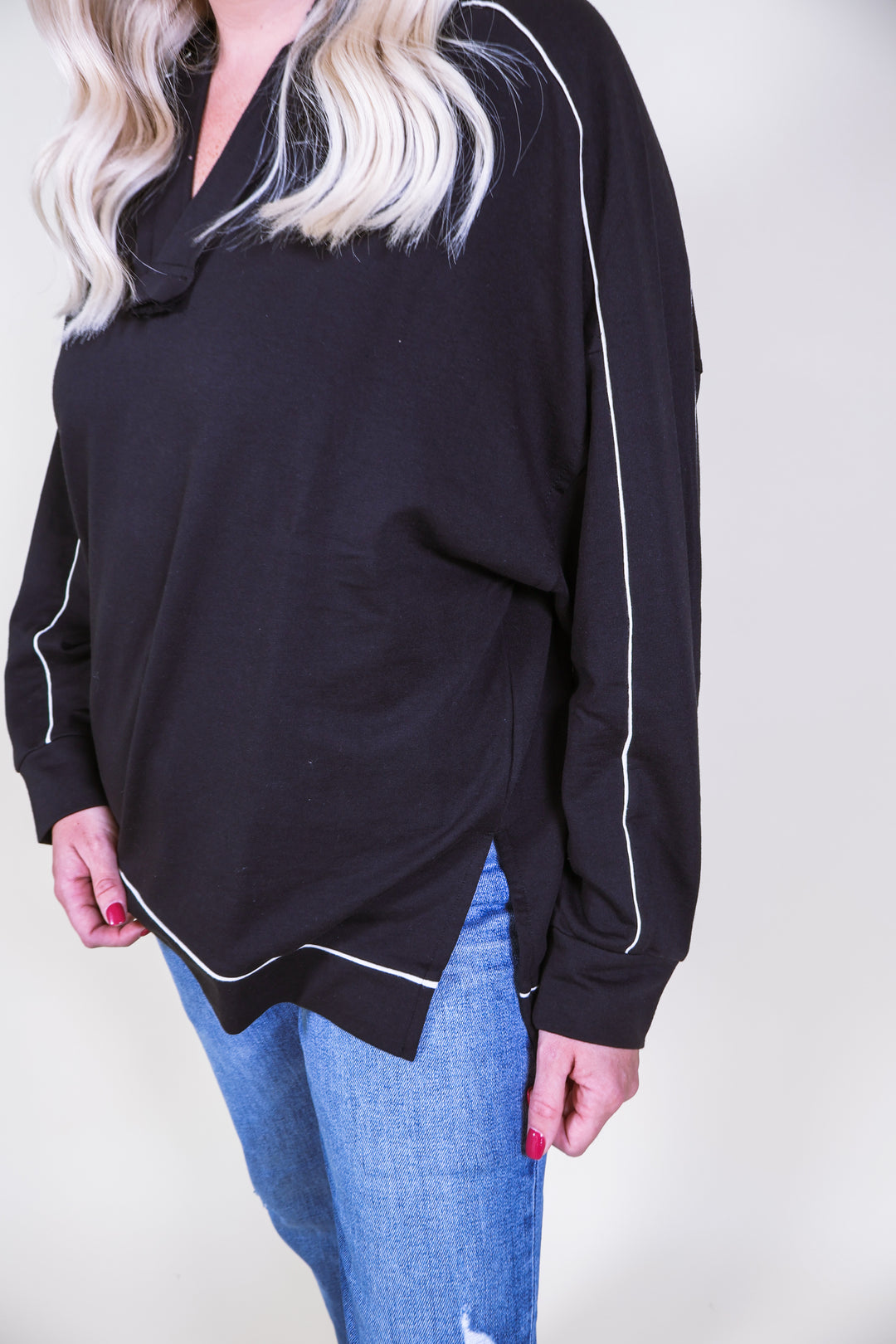 CoastLine Collared Pullover - Black