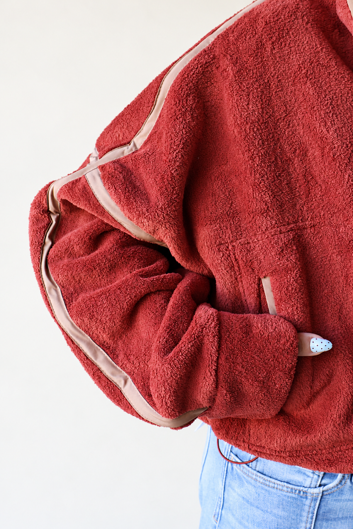 Contrast Trim Half-Zip Fleece Pullover - Brick