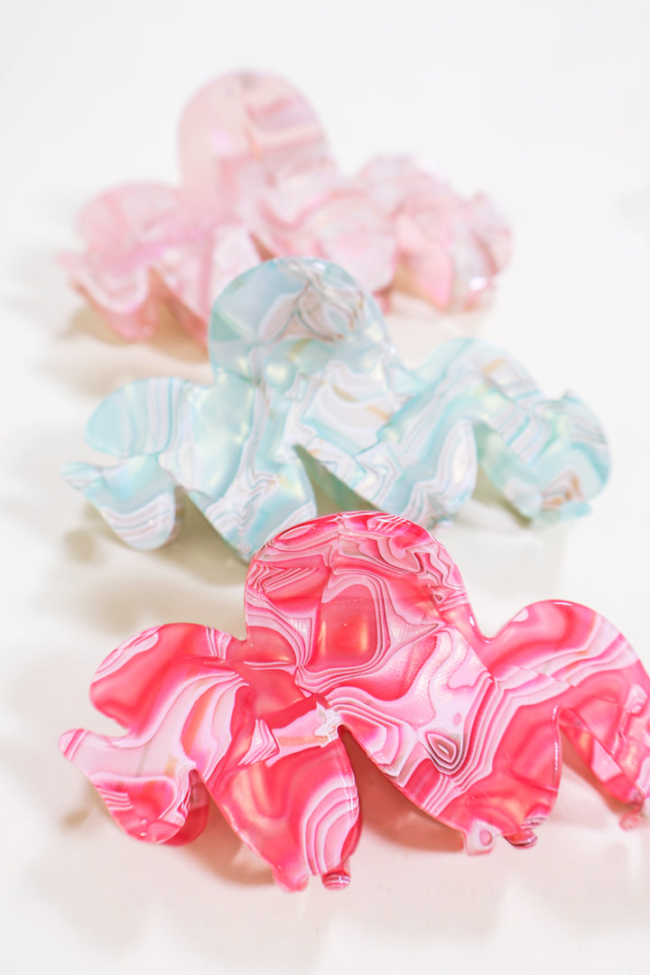 Wavy Hair Claw - Red