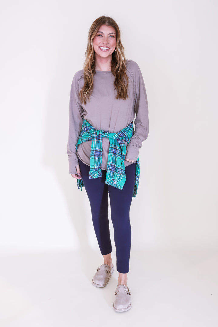 Cotton Raglan Sleeve Thumbhole Top - Cocoa