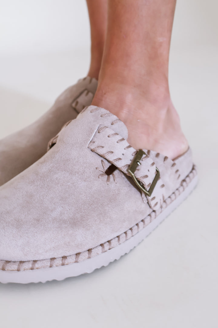 Percy Slides – Taupe