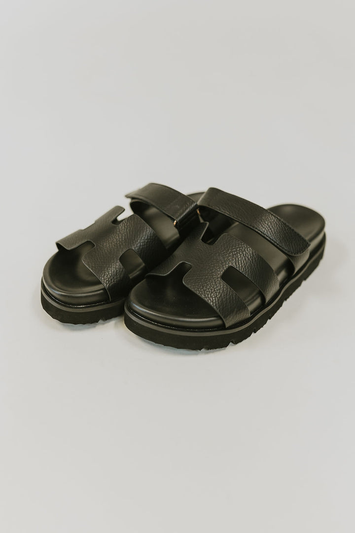 Lull Lugsole Sandals - Black