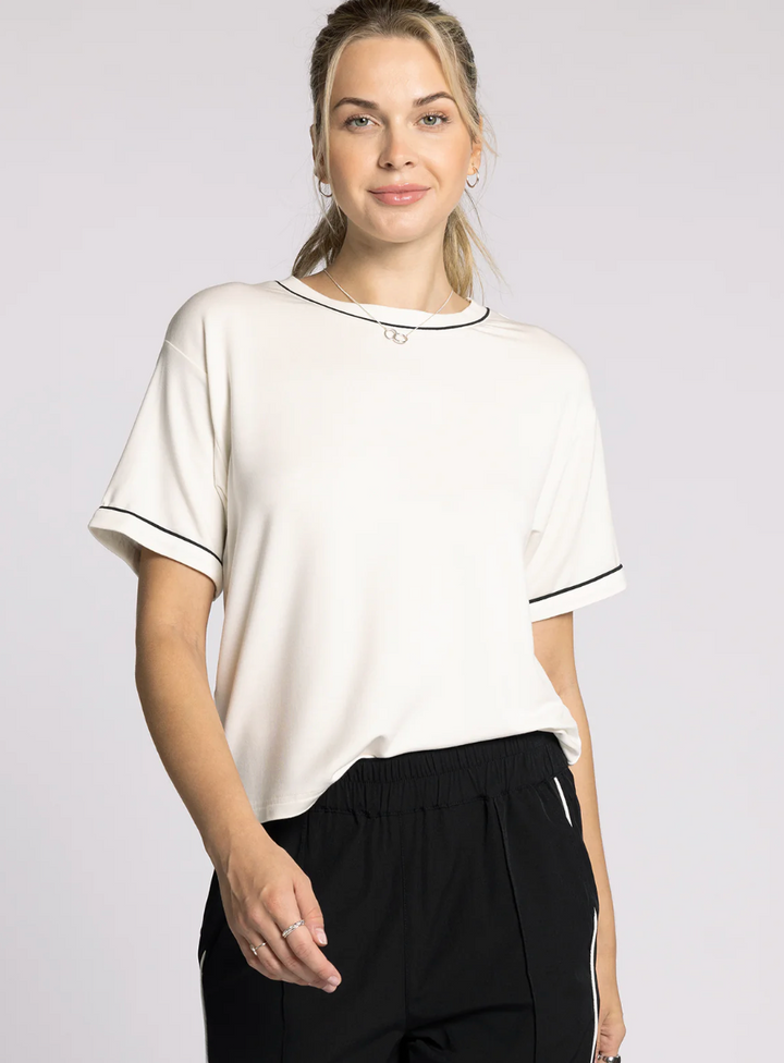 Anne Tee - Vanilla Black
